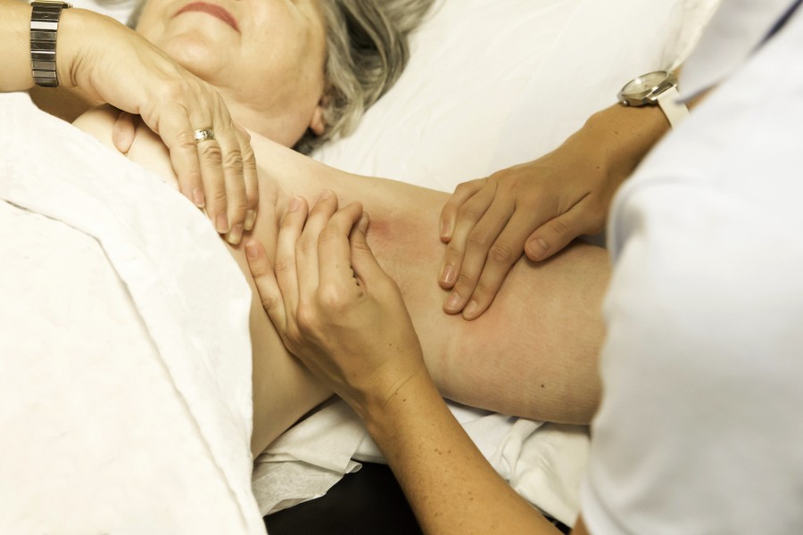 masaż limfatyczny pacjentki